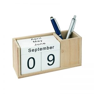 מעמד קלנדר קוביות מעץ עם כוס לעטים ZA2986 | תאריכון