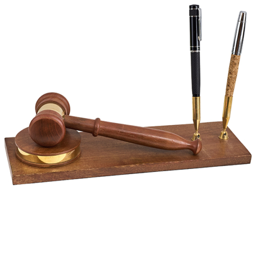 פטיש סמלי יוקרתי לעורכי דין ושופטים עם מעמד עץ מהודר