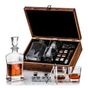 מארז מתנה יוקרתי לוויסקי עם דקנטר וכוסות – חריטה אישית